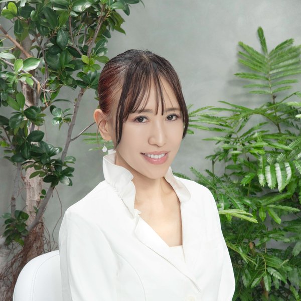 代表理事 李 由紀（Yuki Lee, D.D.S.）